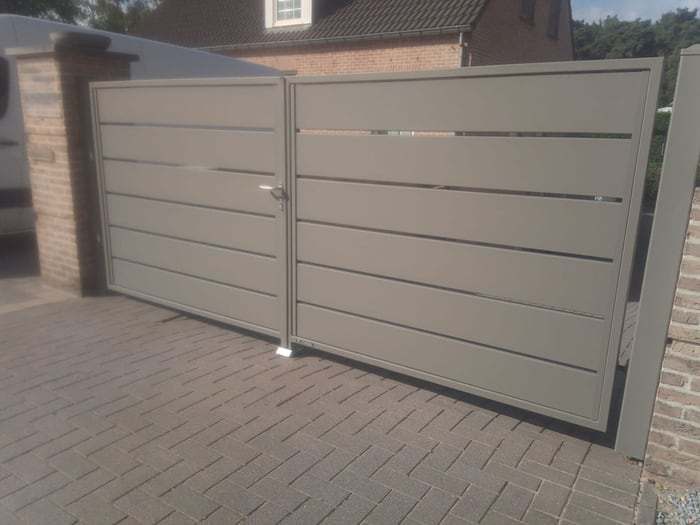Poorten geplaatst door Lamon Hekwerk — voorbeeld 3 van 6