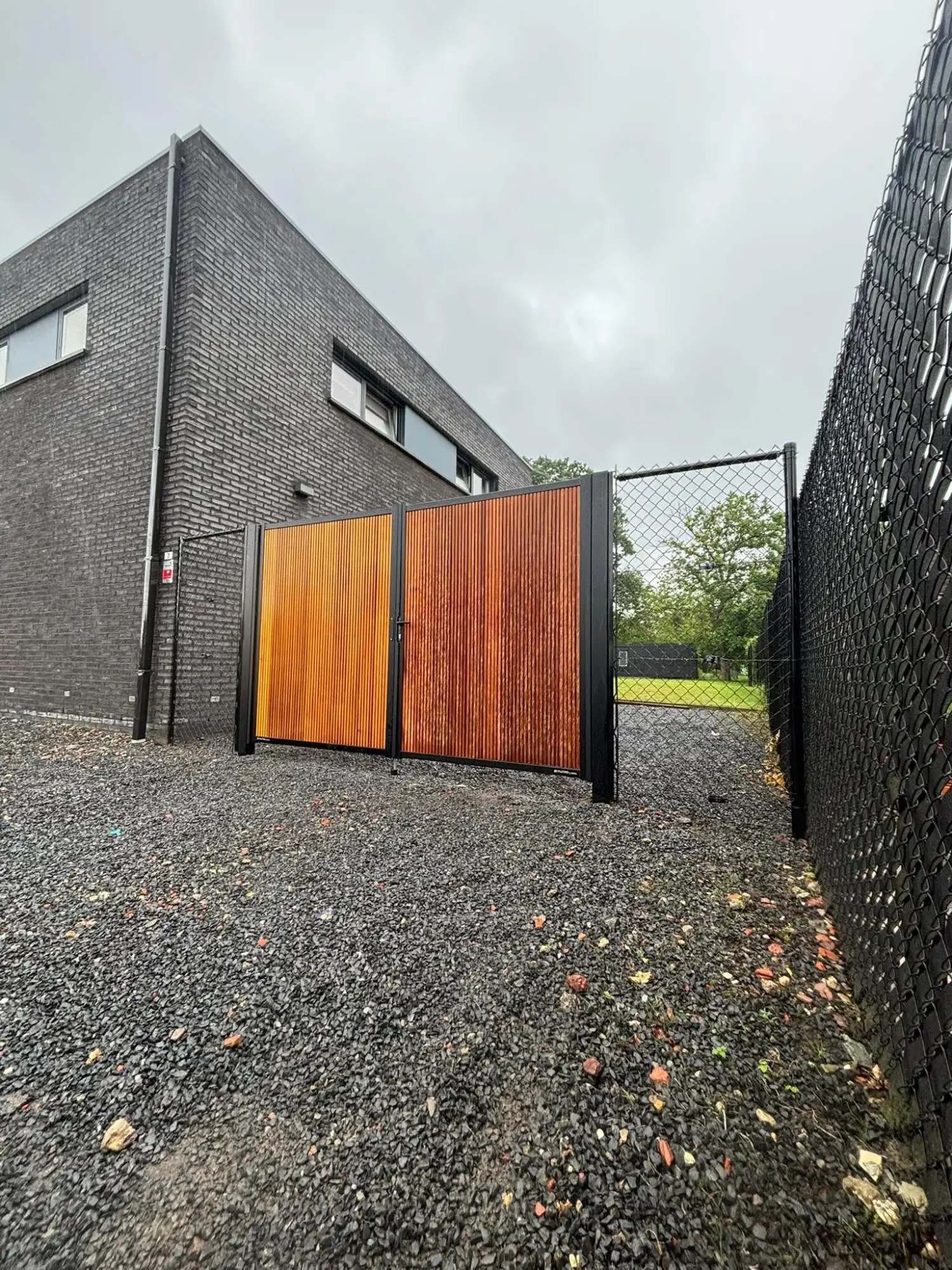 Poorten geplaatst door Lamon Hekwerk — voorbeeld 6 van 6